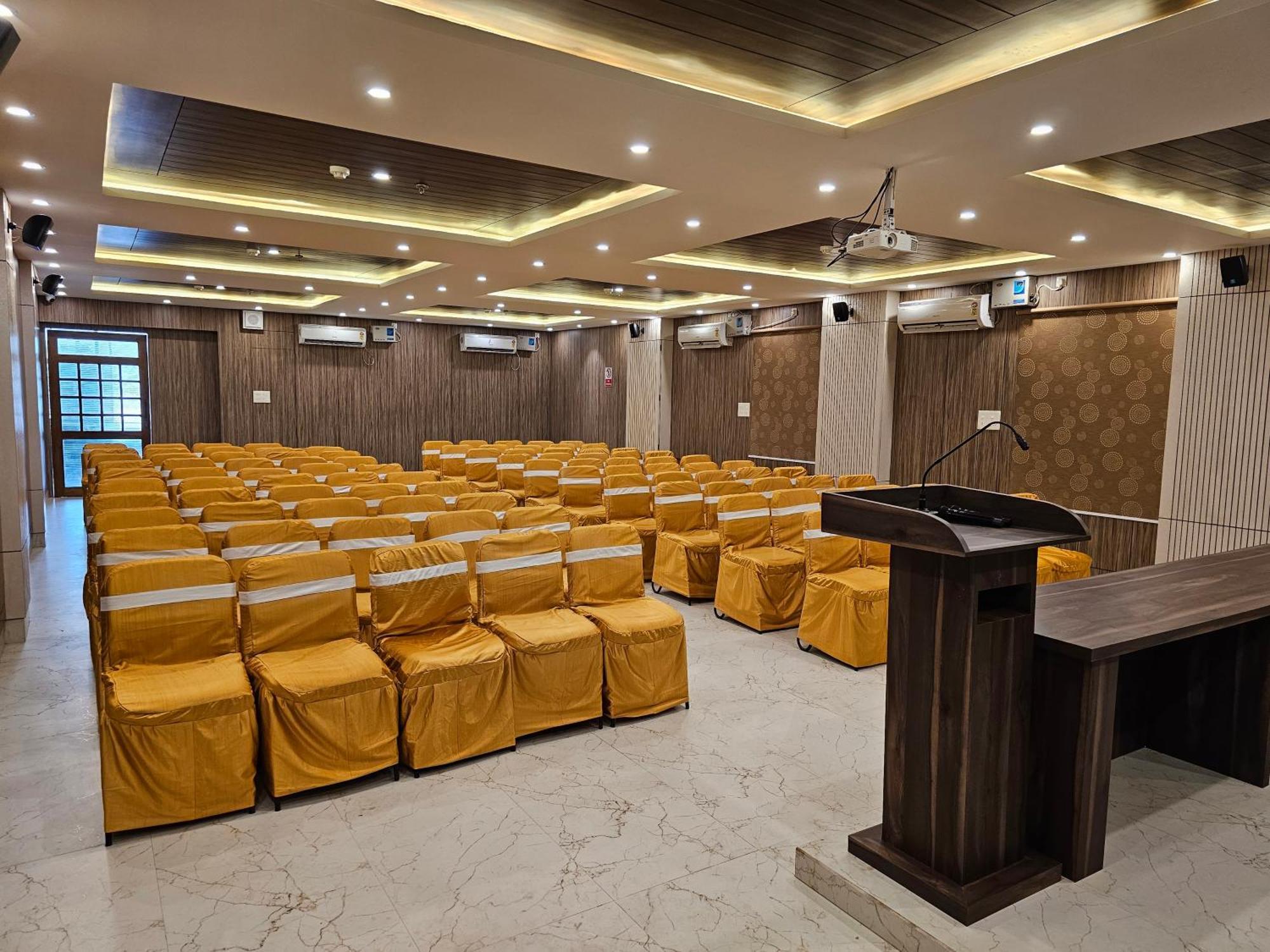Hotel Starway Balasore Esterno foto